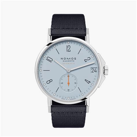 Ahoi neomatik 38 date sky — NOMOS Glashütte.